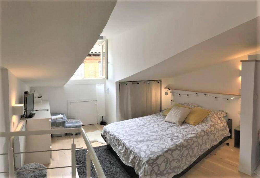 Duplex Aux Carmes Apartamento Toulouse Exterior foto